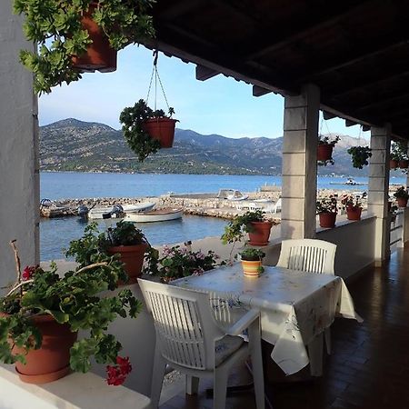 Katja Beach Apartment Račišće 外观 照片