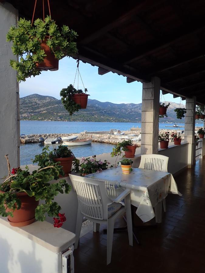 Katja Beach Apartment Račišće 外观 照片