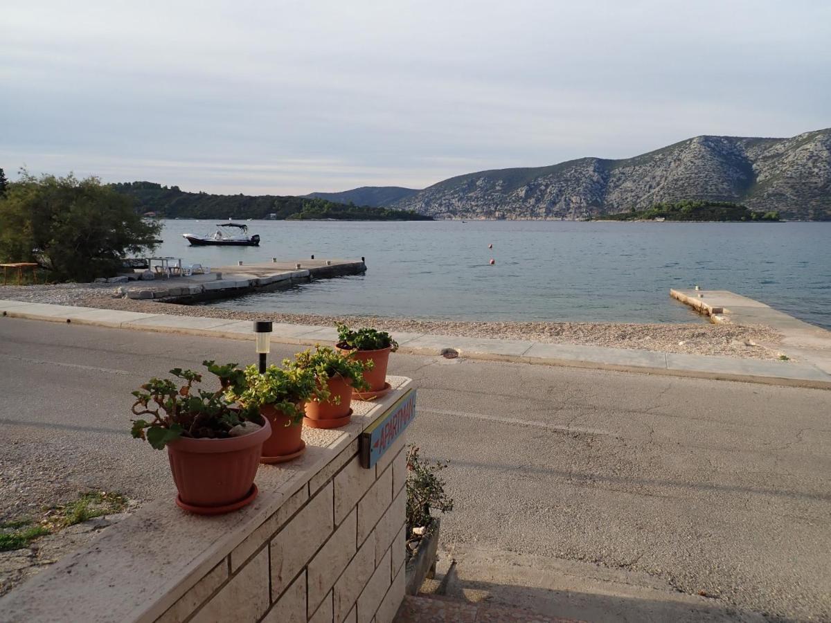 Katja Beach Apartment Račišće 外观 照片
