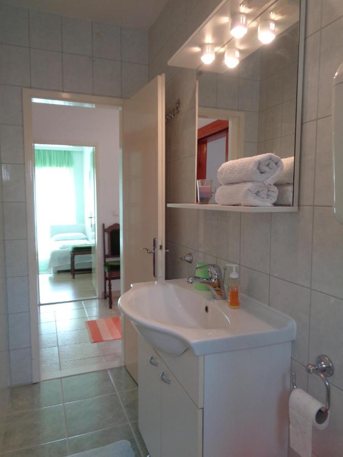 Katja Beach Apartment Račišće 外观 照片