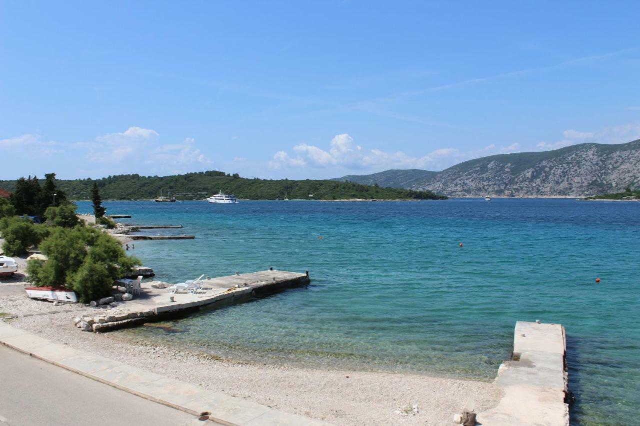 Katja Beach Apartment Račišće 外观 照片